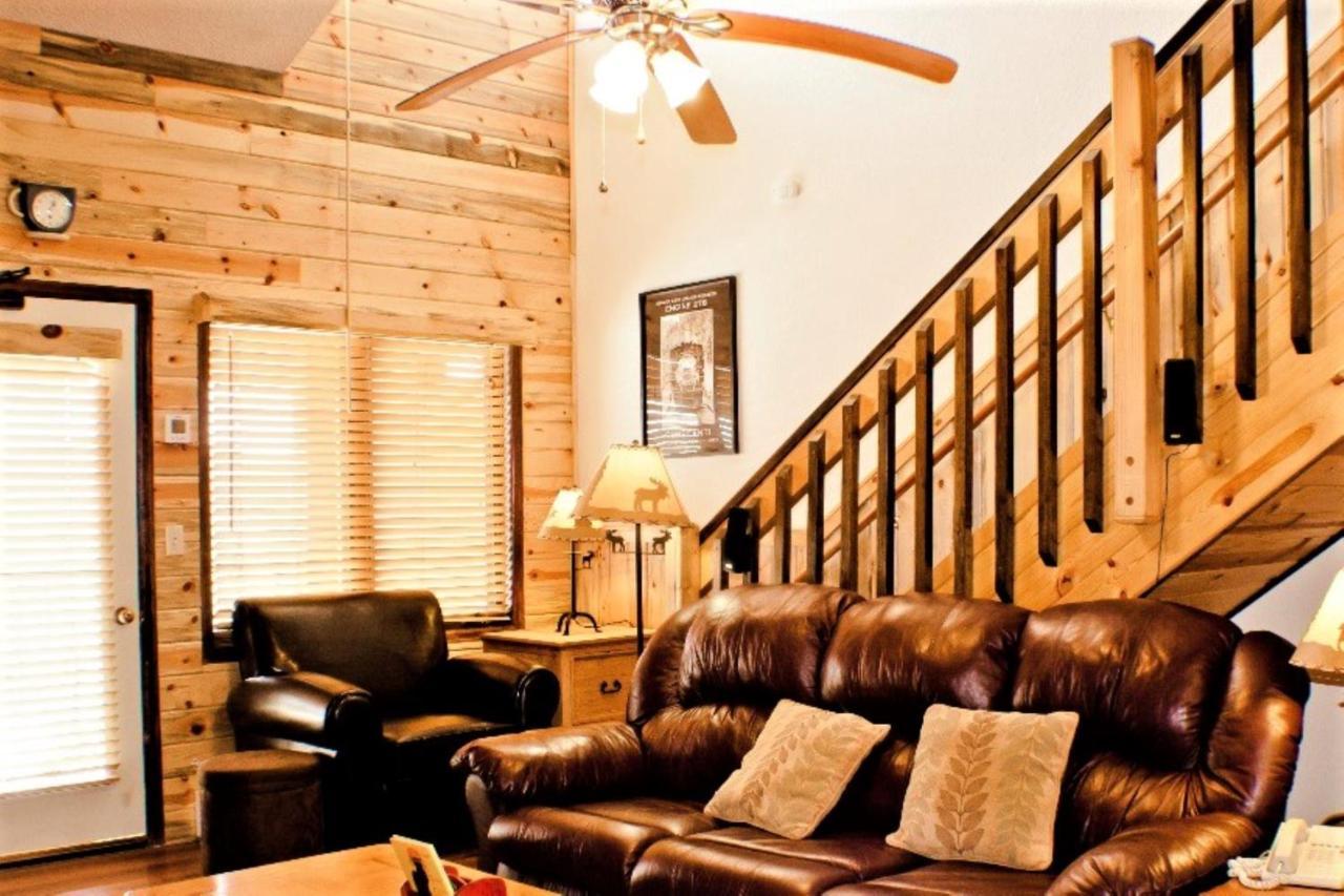 The Inn At Silvercreek Granby Bagian luar foto