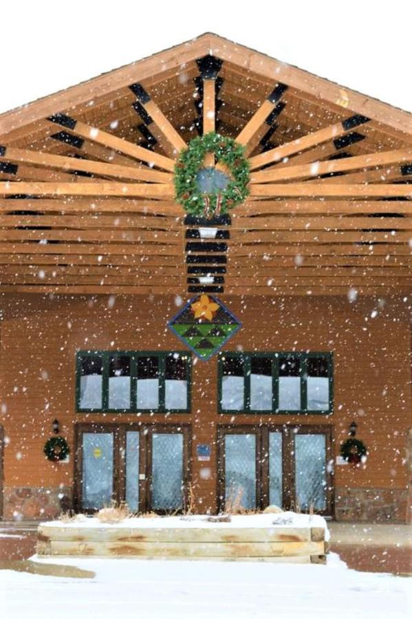 The Inn At Silvercreek Granby Bagian luar foto