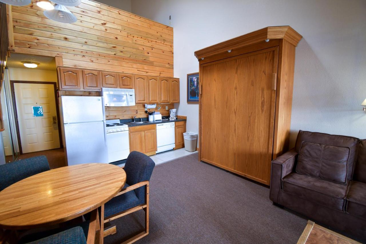 The Inn At Silvercreek Granby Bagian luar foto