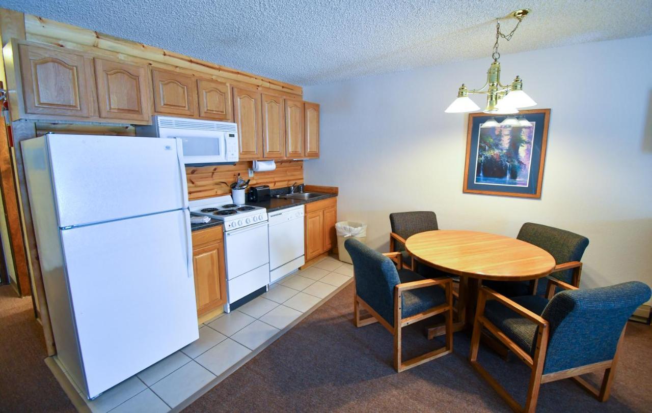 The Inn At Silvercreek Granby Bagian luar foto