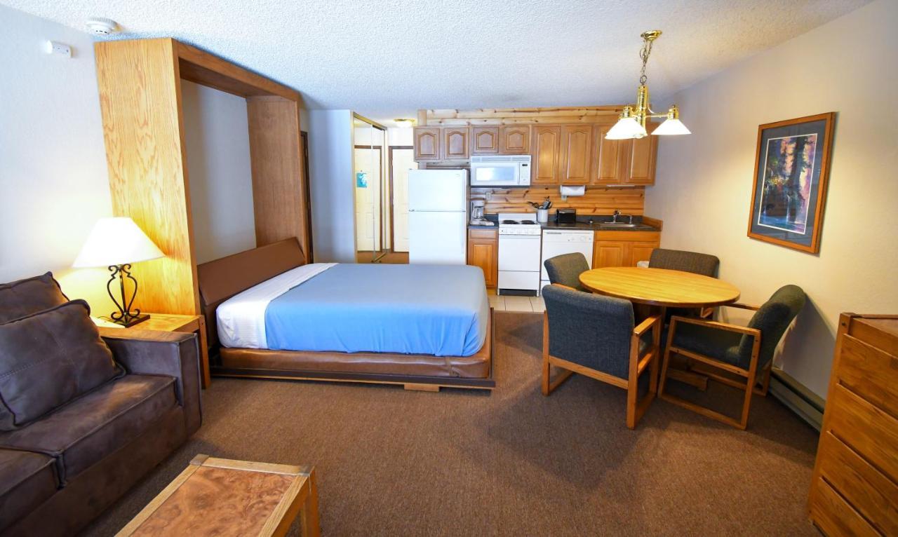 The Inn At Silvercreek Granby Bagian luar foto