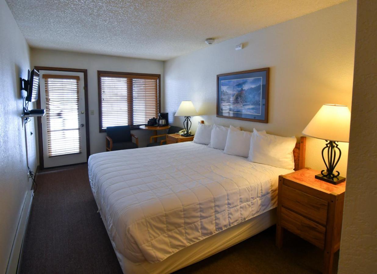 The Inn At Silvercreek Granby Bagian luar foto
